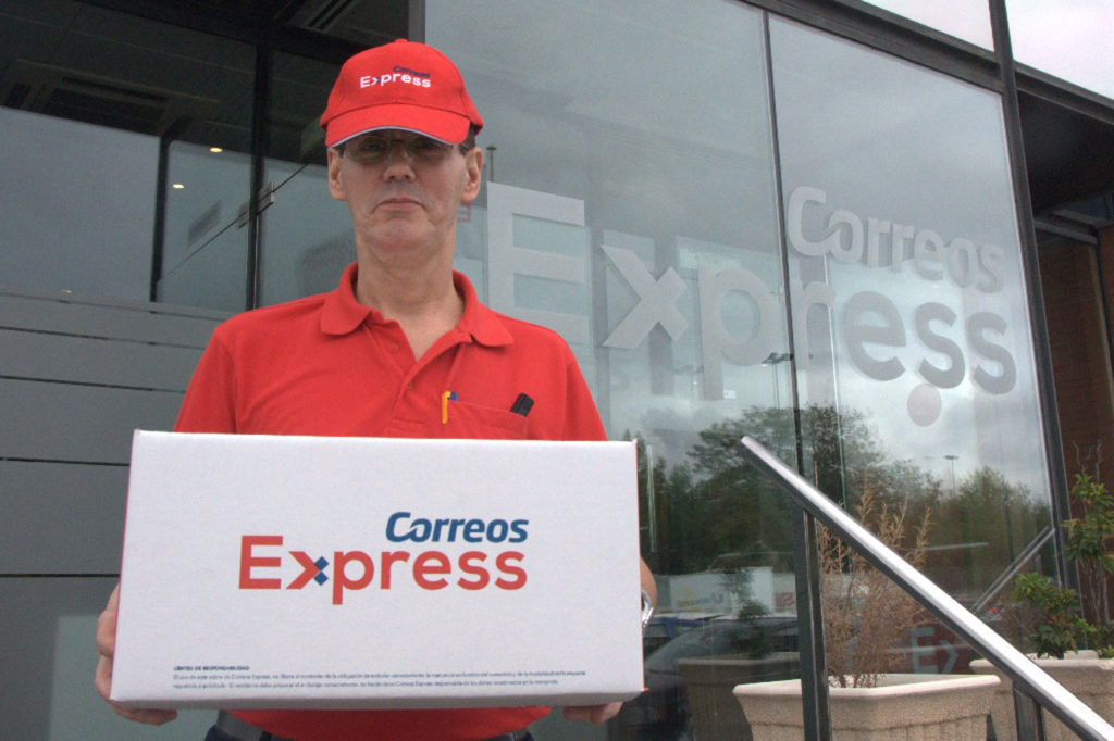 paquete-correos-express